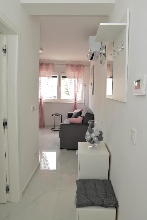 Apartment Laura Zadar Eksteriør bilde