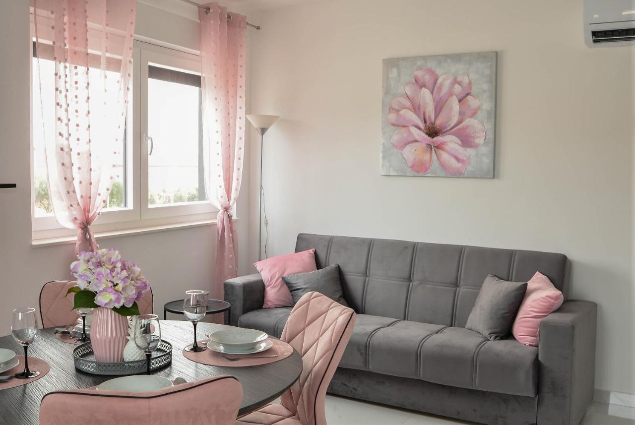 Apartment Laura Zadar Eksteriør bilde